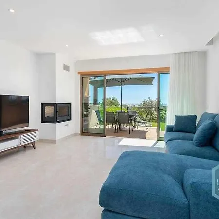 בית נופש Patroves Sea View Dream *